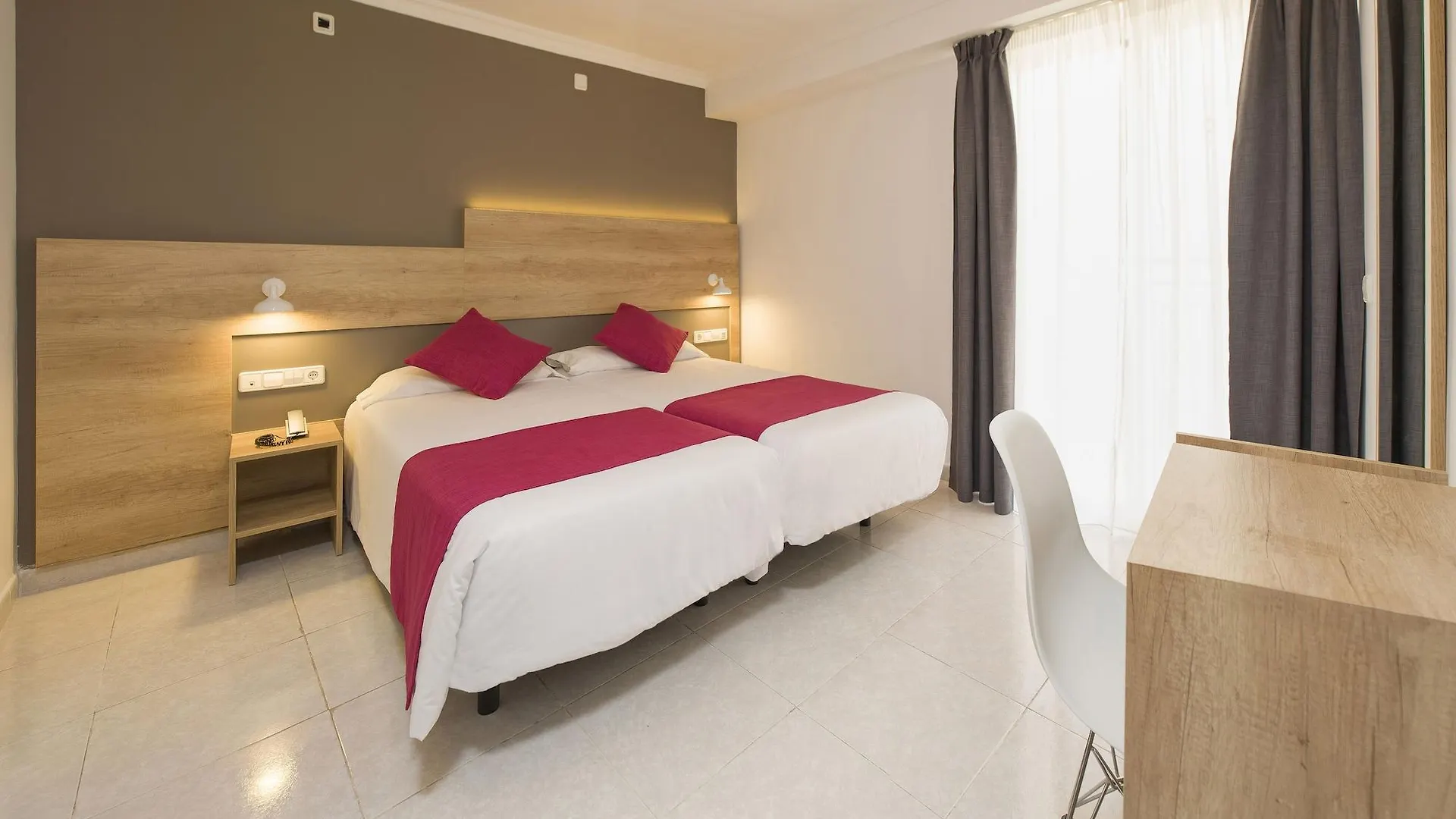 Hotel Vibra Maritimo Ibiza stad
